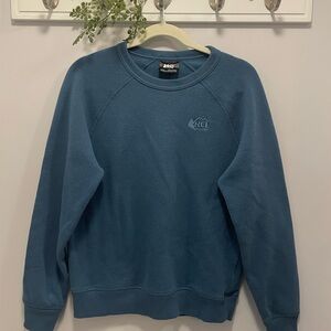 REI Blue Sweater Crewneck Sweatshirt